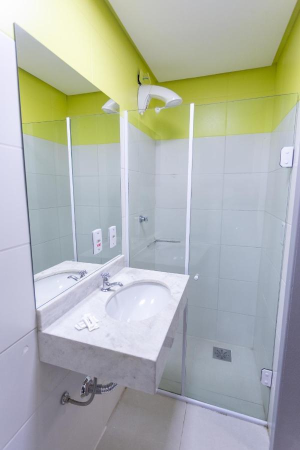 Usehotel - A Uma Quadra Do Complexo Hospitalar Santa Casa Porto Alegre Extérieur photo